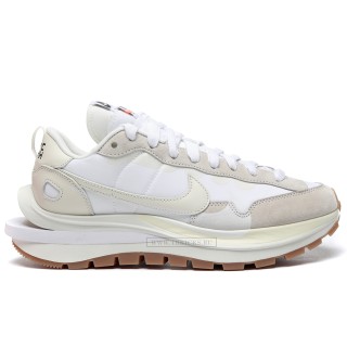 TBkicks Nike Vaporwaffle sacai Sail Gum