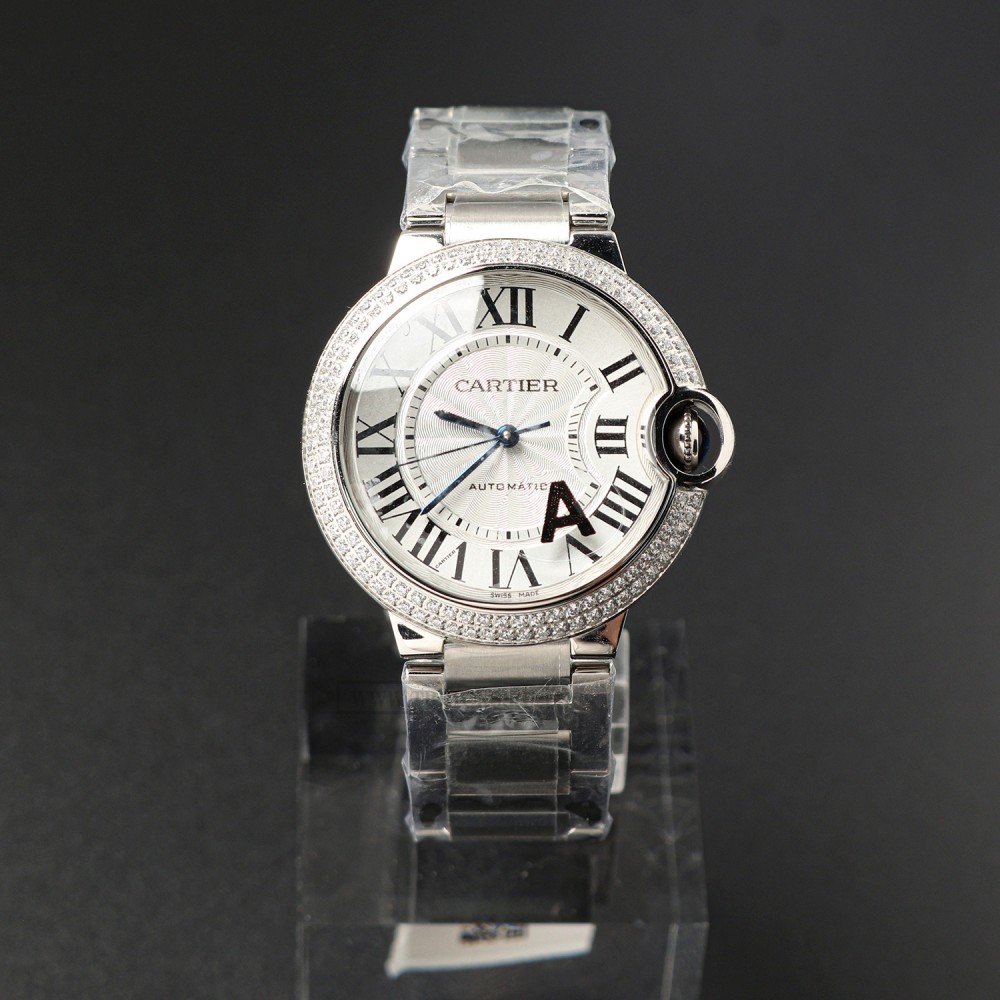 TBkicks Cart1er Diamond Bezel Ballon Bleu Steel